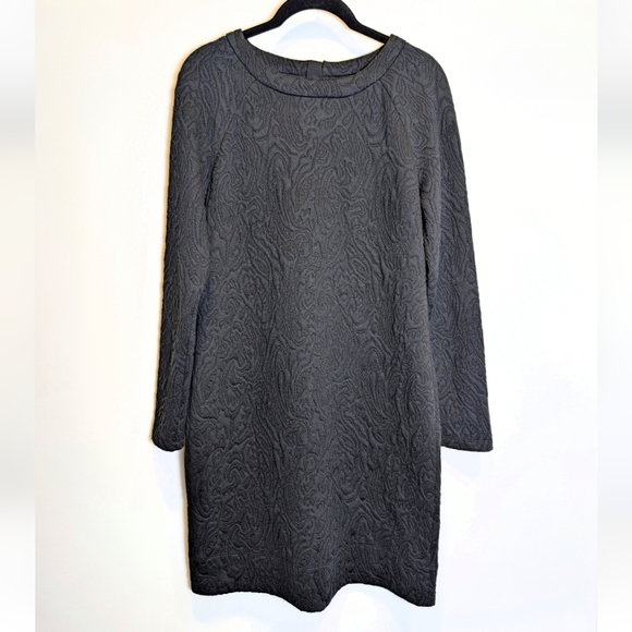 Banana Republic Dresses & Skirts - Banana Republic Black Jacquard Textured Long Sleeve Shift Dress Size 10